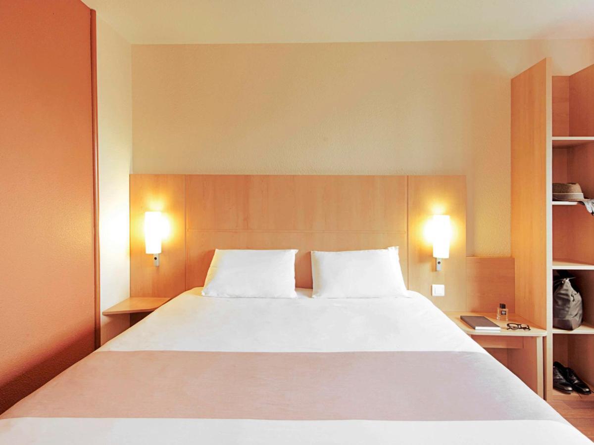 ไอบิส ซิต ดู ฟูตูโรสโคป Hotel ชาสเซเนย-ดู-ปัวตู ภายนอก รูปภาพ