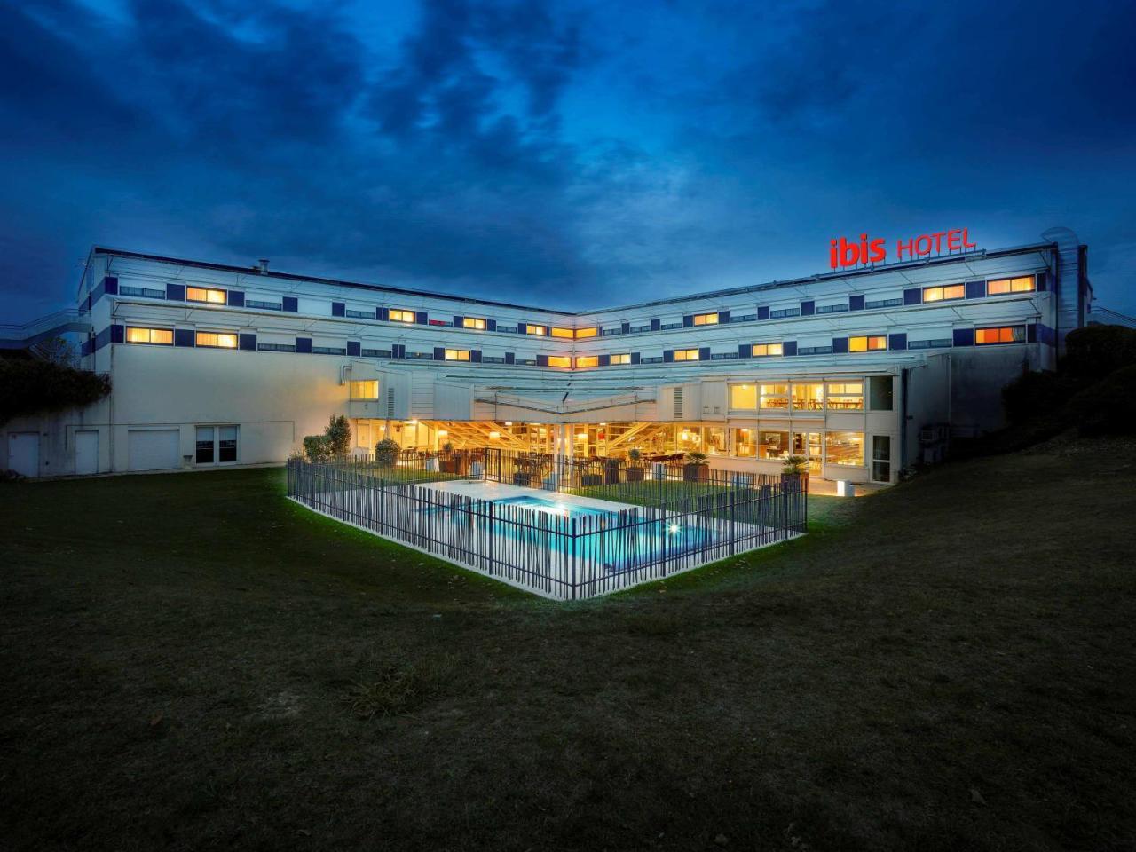 ไอบิส ซิต ดู ฟูตูโรสโคป Hotel ชาสเซเนย-ดู-ปัวตู ภายนอก รูปภาพ
