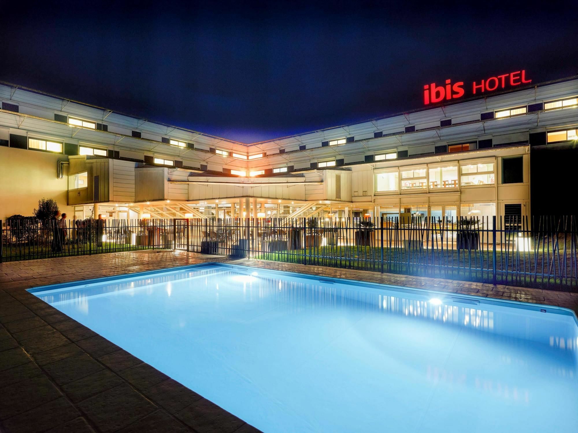 ไอบิส ซิต ดู ฟูตูโรสโคป Hotel ชาสเซเนย-ดู-ปัวตู ภายนอก รูปภาพ